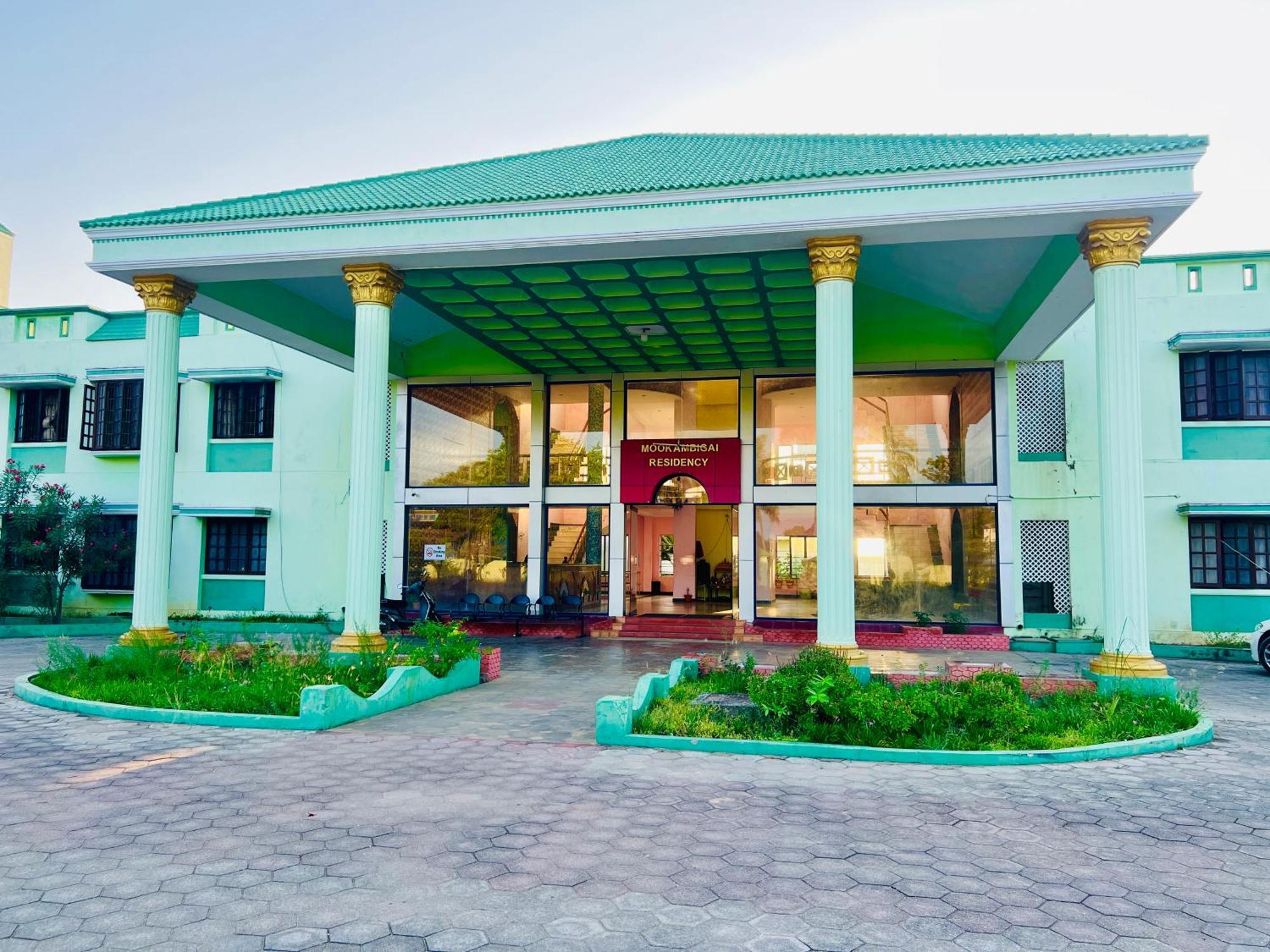 Mookambigai Residency Hotel Tirukkadaiyur Exterior photo